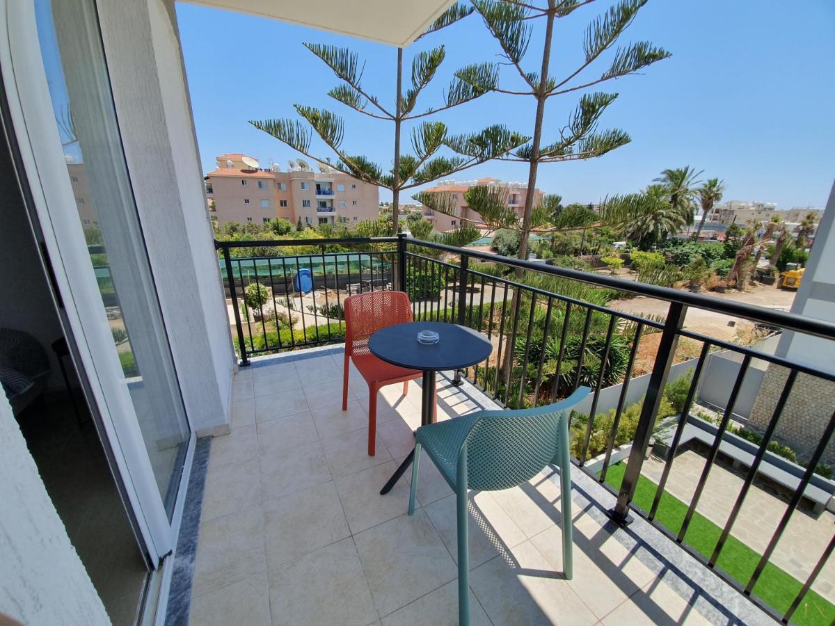 Valentinos Apartments Paphos Luaran gambar