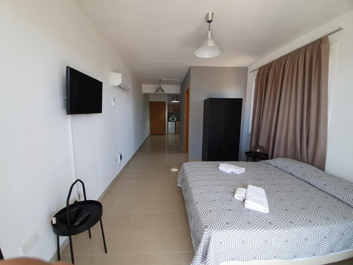 Valentinos Apartments Paphos Luaran gambar