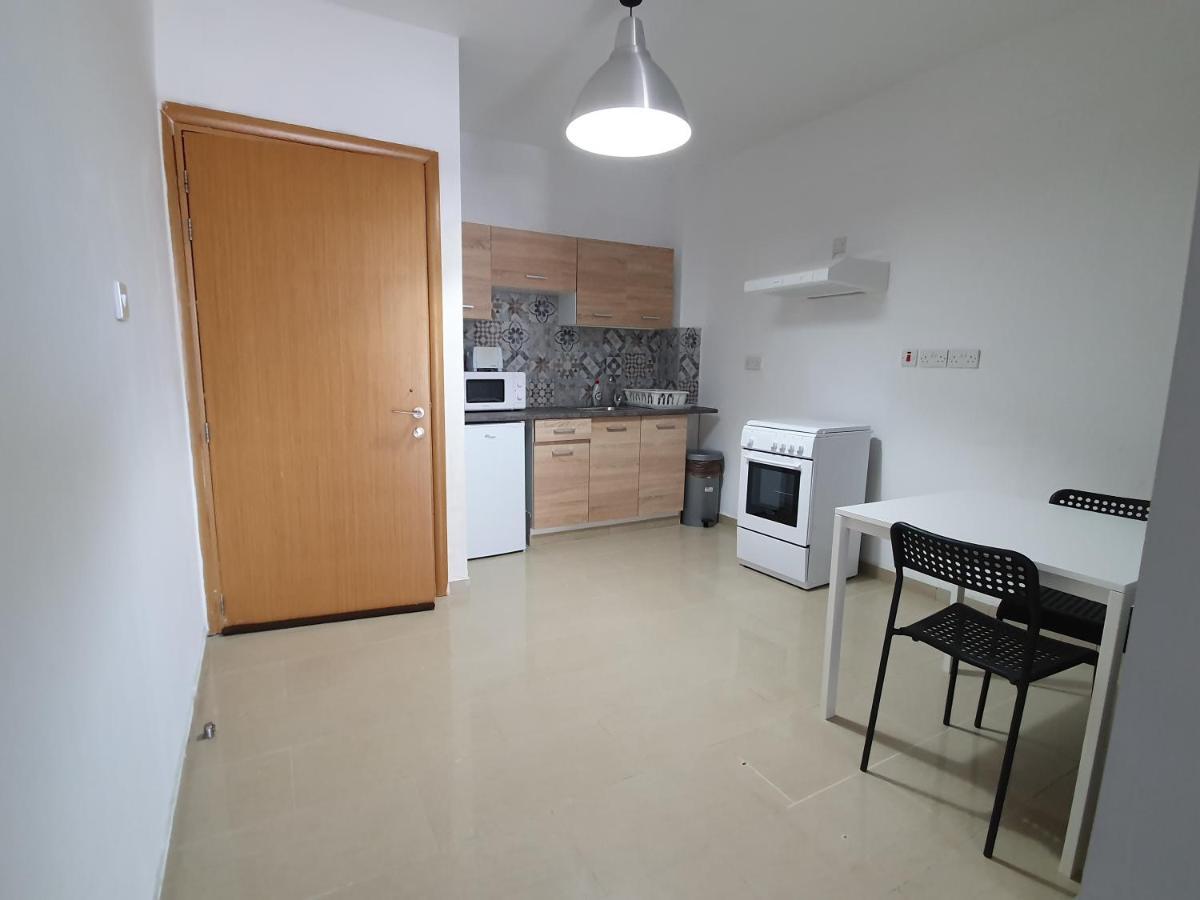 Valentinos Apartments Paphos Luaran gambar