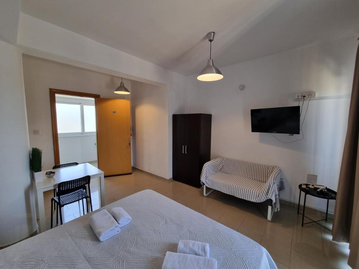 Valentinos Apartments Paphos Luaran gambar