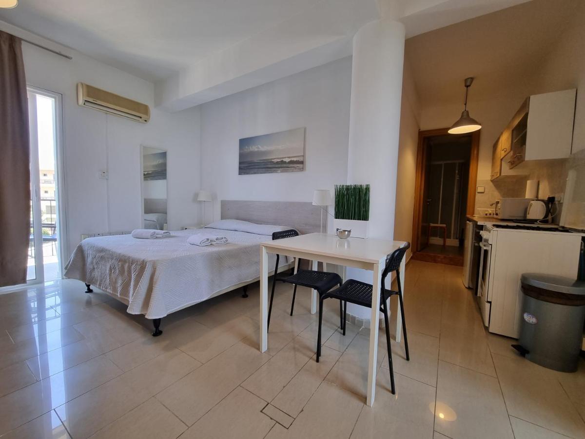 Valentinos Apartments Paphos Luaran gambar