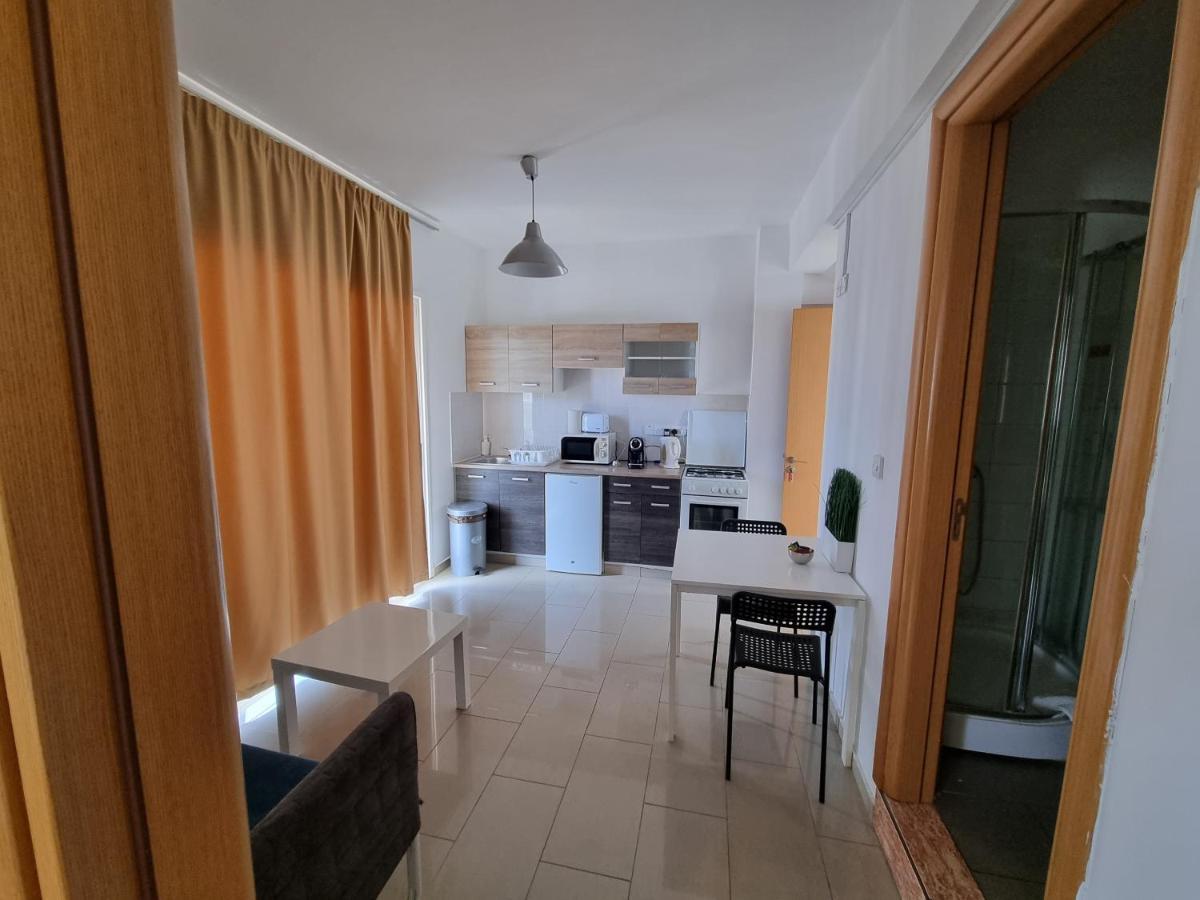 Valentinos Apartments Paphos Luaran gambar