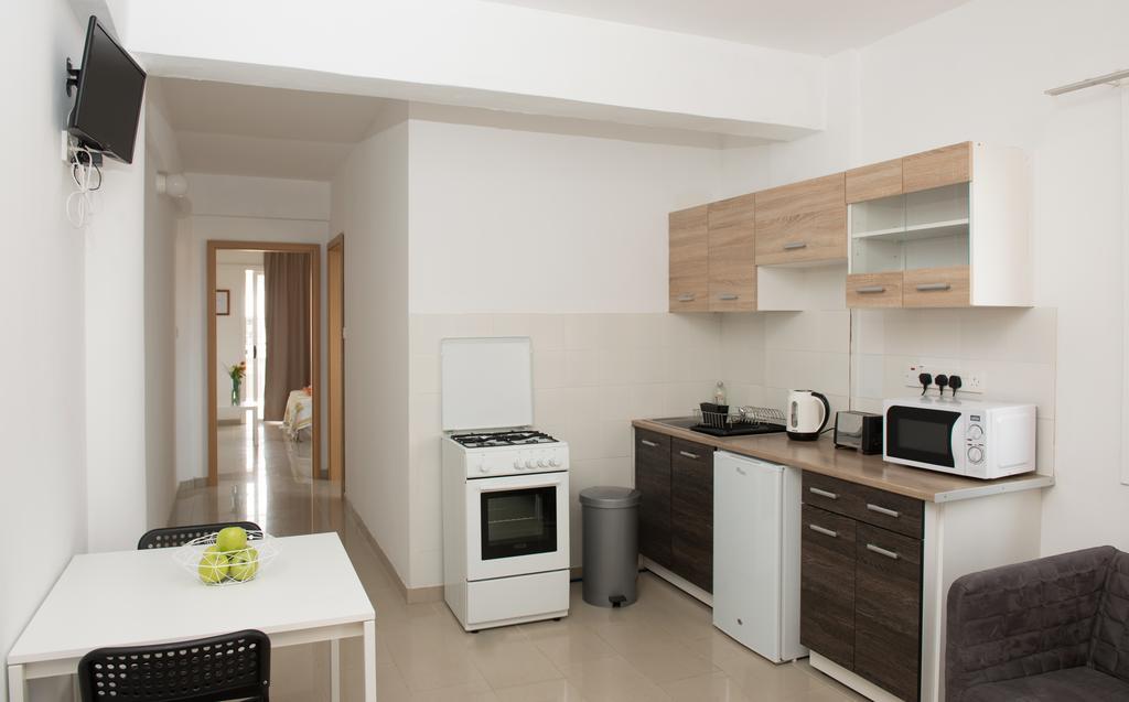 Valentinos Apartments Paphos Luaran gambar