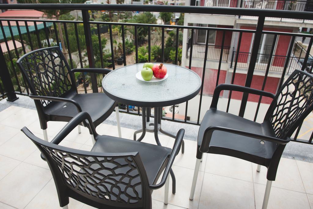 Valentinos Apartments Paphos Luaran gambar