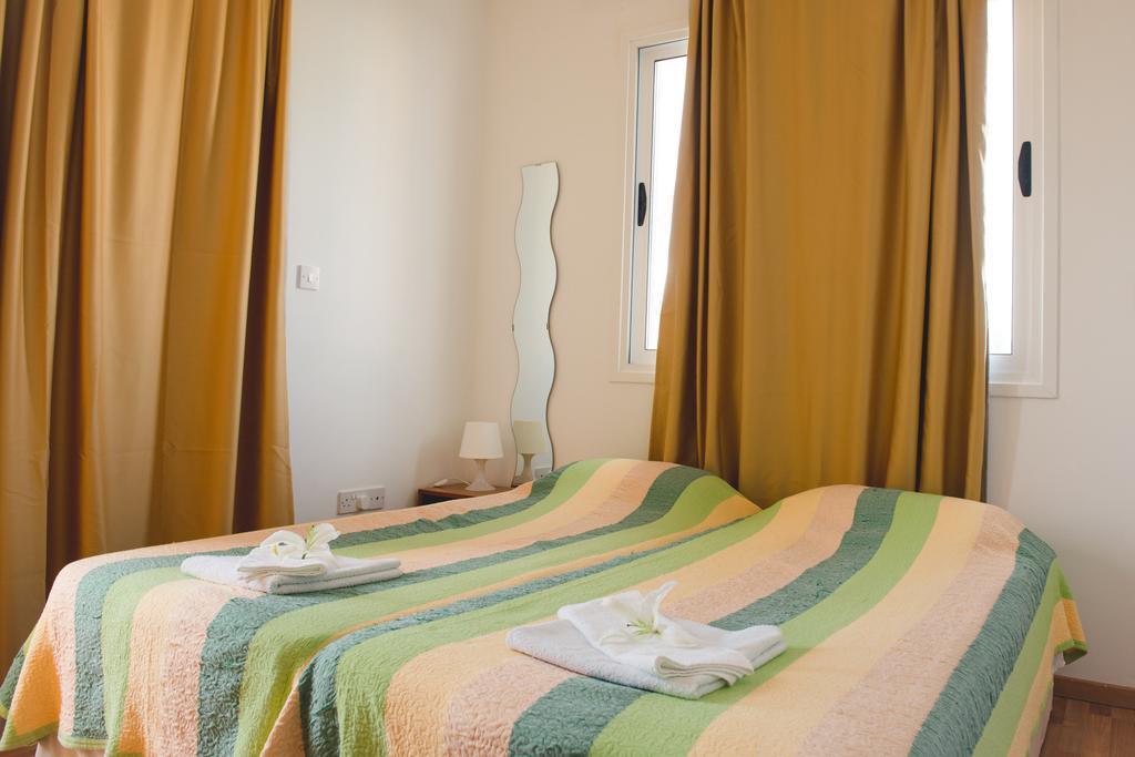 Valentinos Apartments Paphos Luaran gambar
