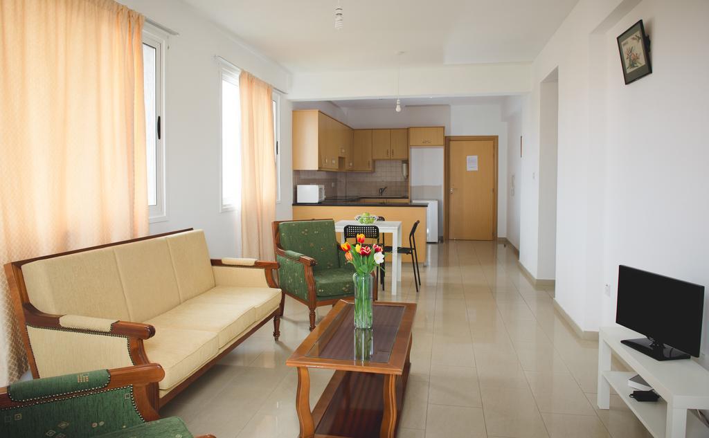 Valentinos Apartments Paphos Luaran gambar