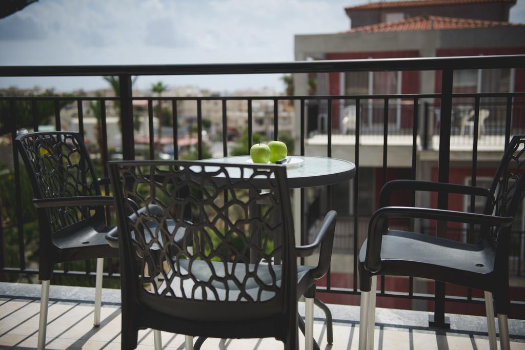 Valentinos Apartments Paphos Luaran gambar
