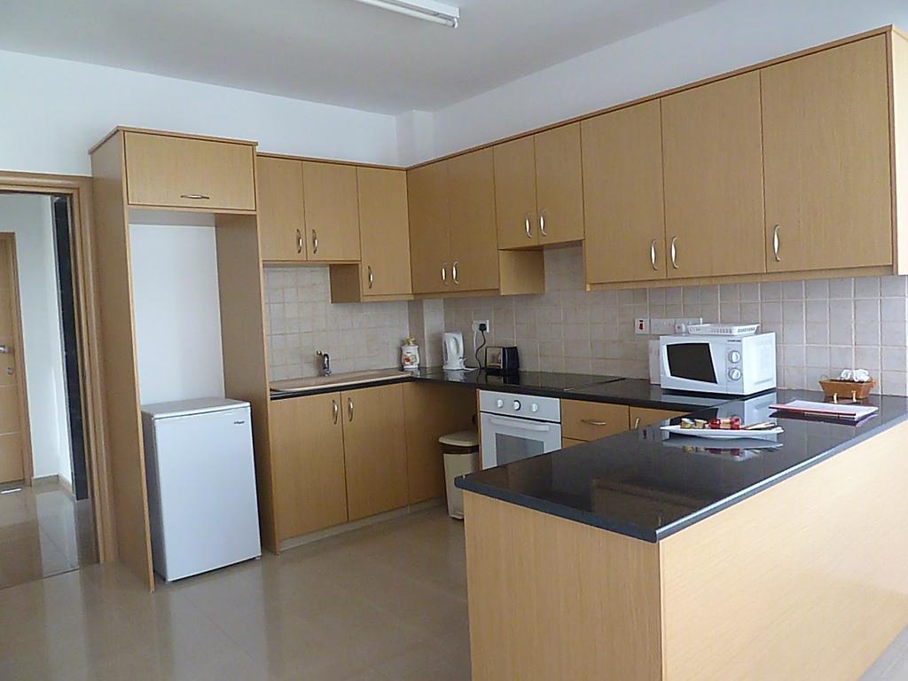 Valentinos Apartments Paphos Bilik gambar
