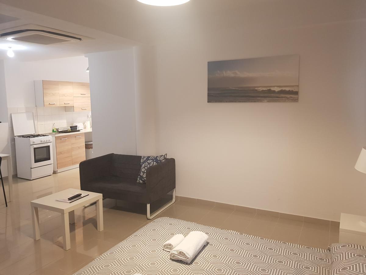 Valentinos Apartments Paphos Luaran gambar