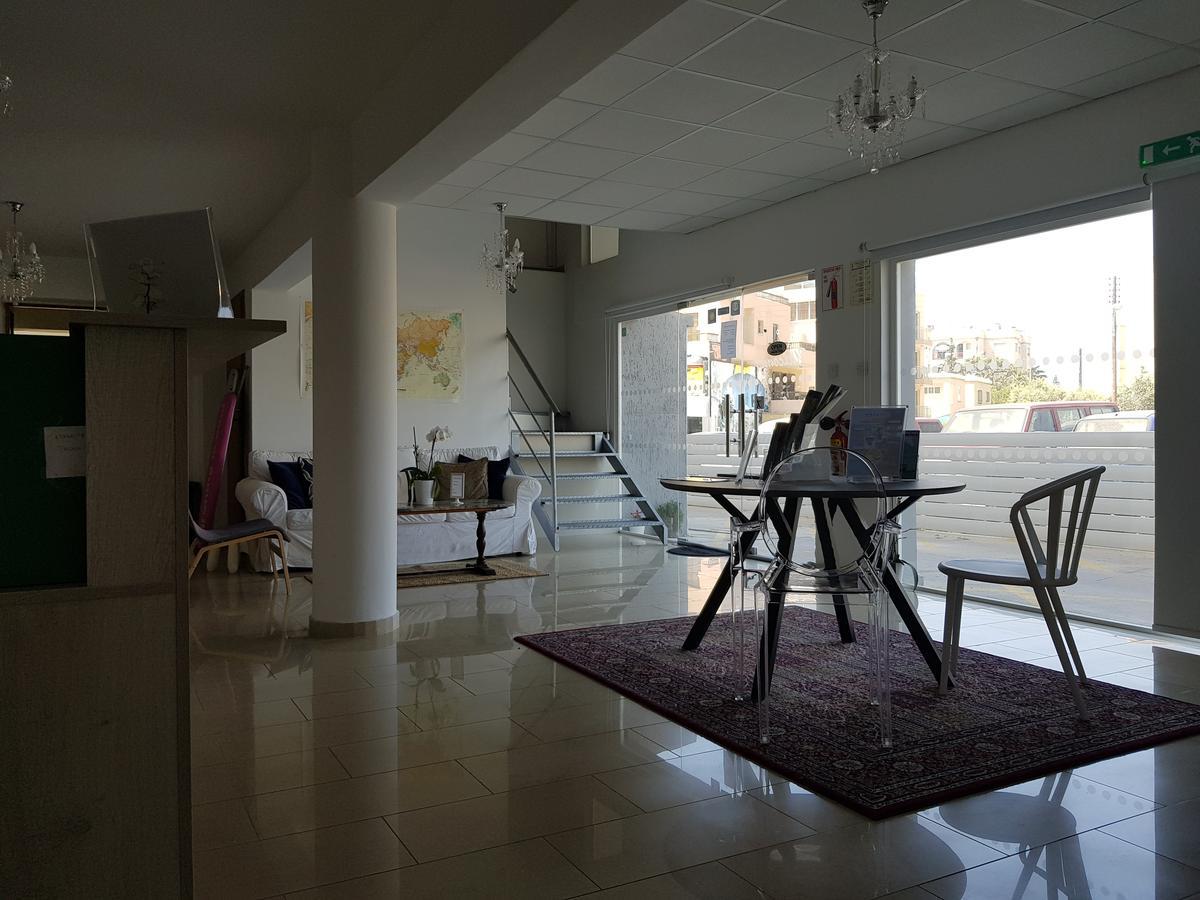 Valentinos Apartments Paphos Luaran gambar