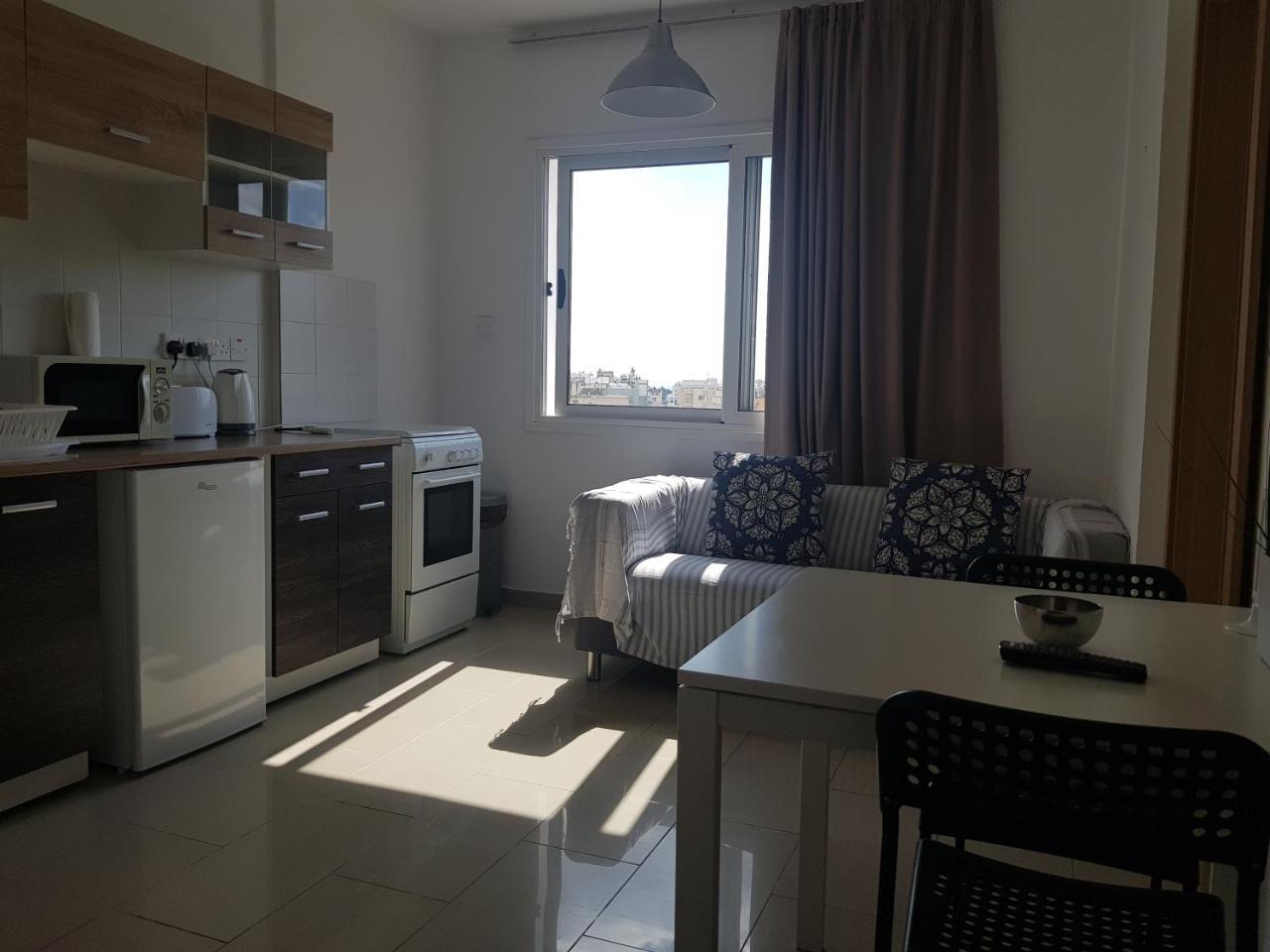 Valentinos Apartments Paphos Luaran gambar