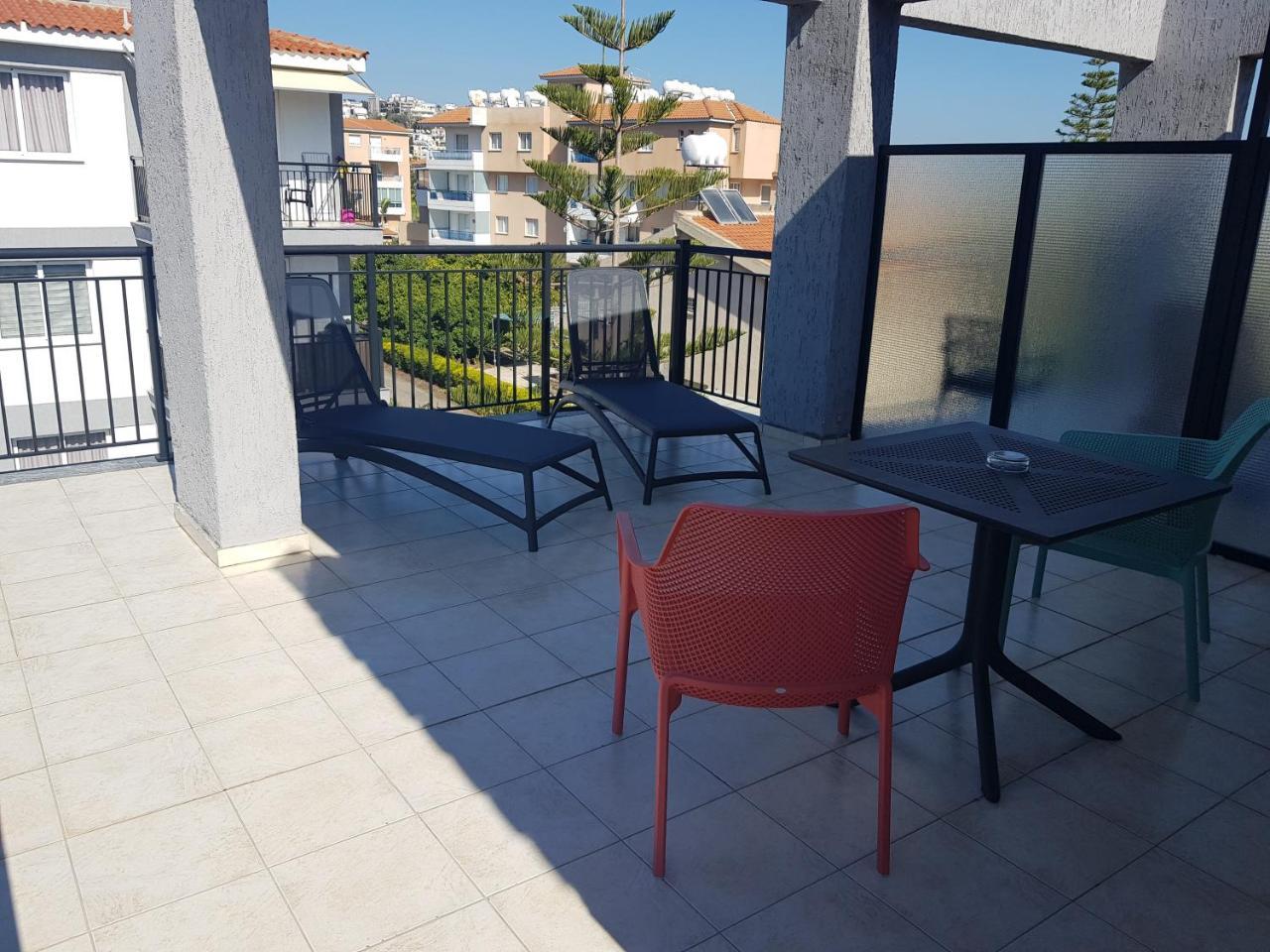 Valentinos Apartments Paphos Luaran gambar