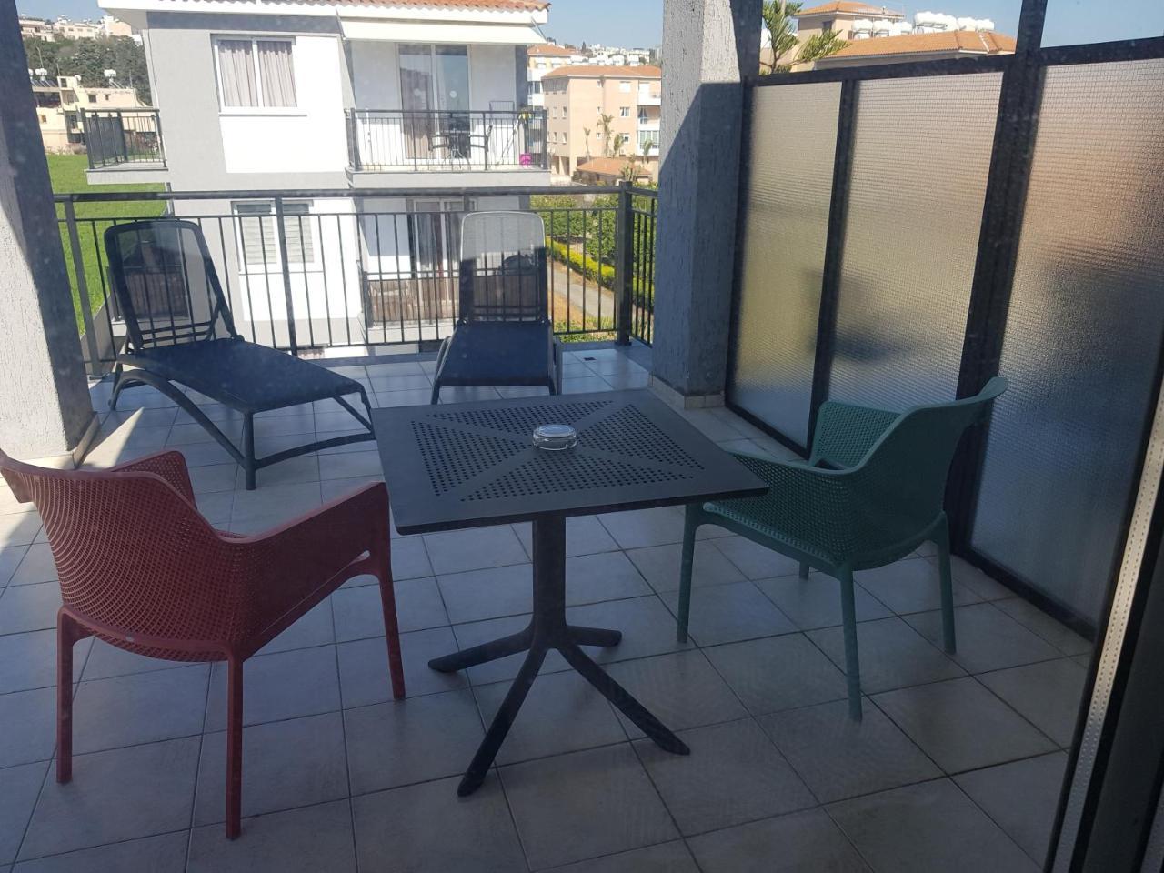 Valentinos Apartments Paphos Luaran gambar