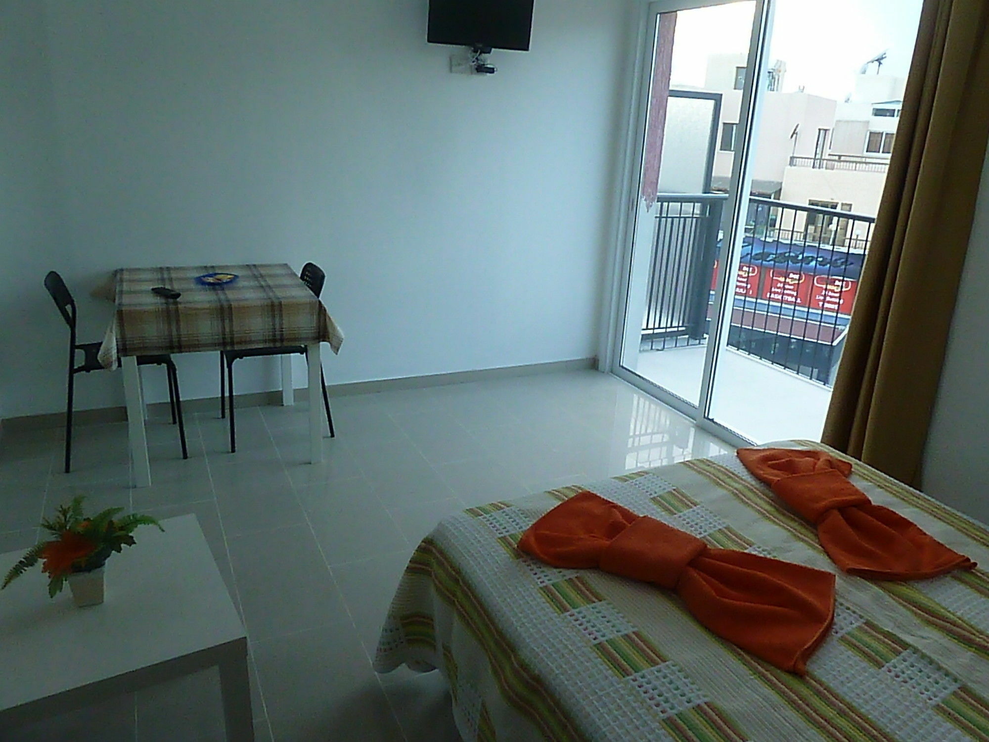 Valentinos Apartments Paphos Luaran gambar