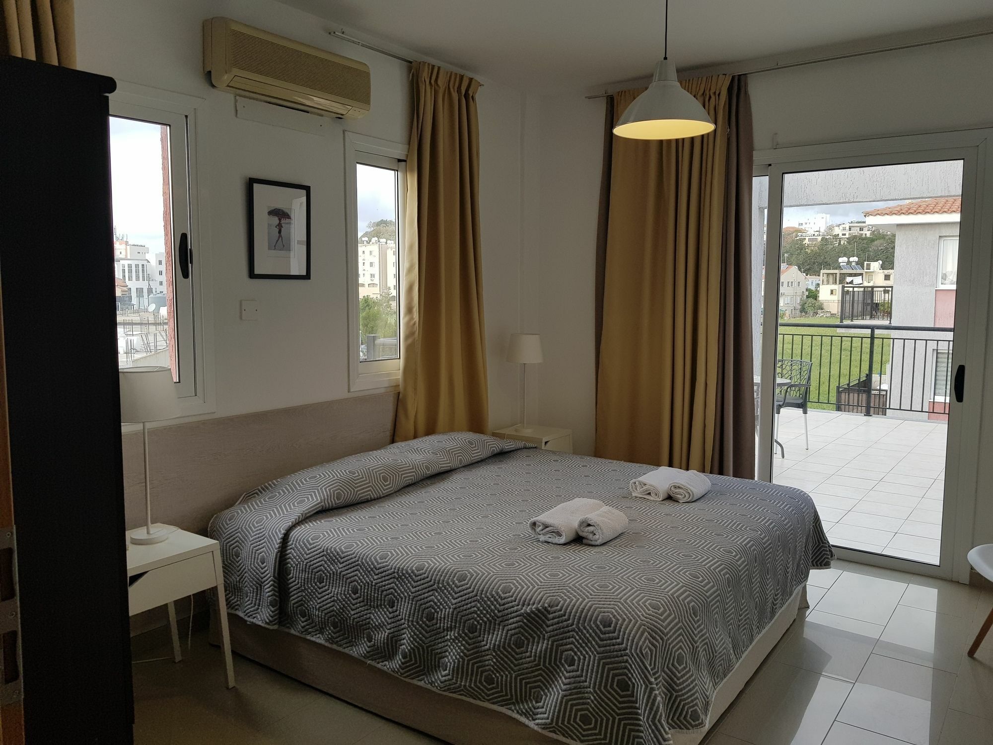 Valentinos Apartments Paphos Luaran gambar