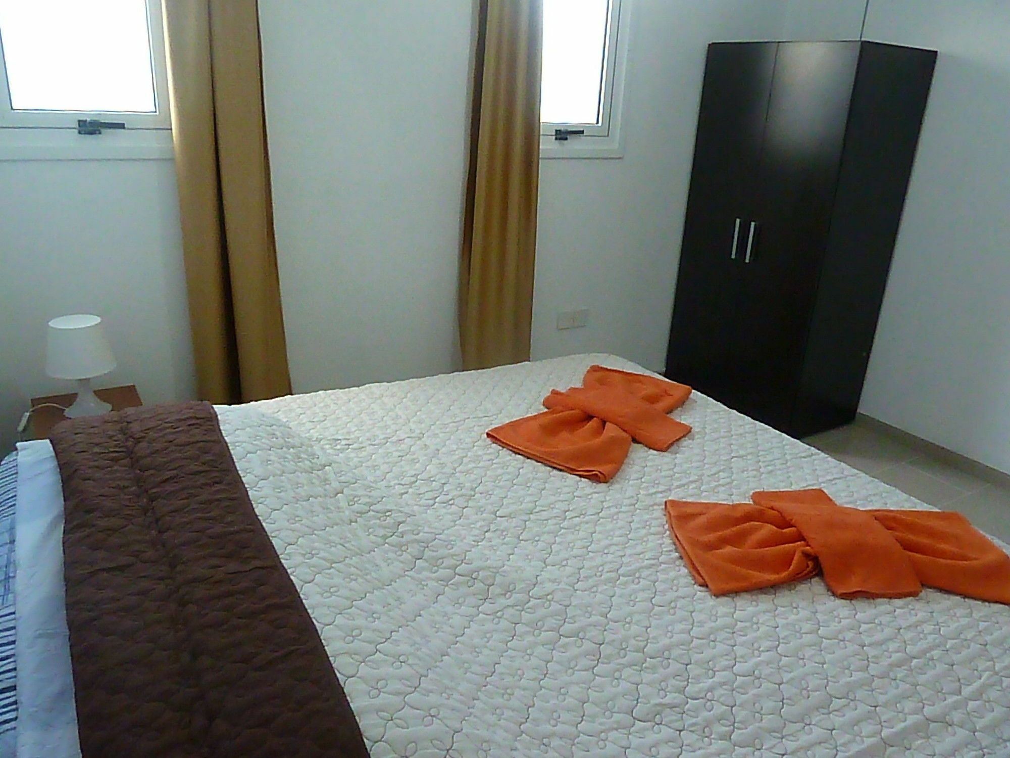 Valentinos Apartments Paphos Luaran gambar