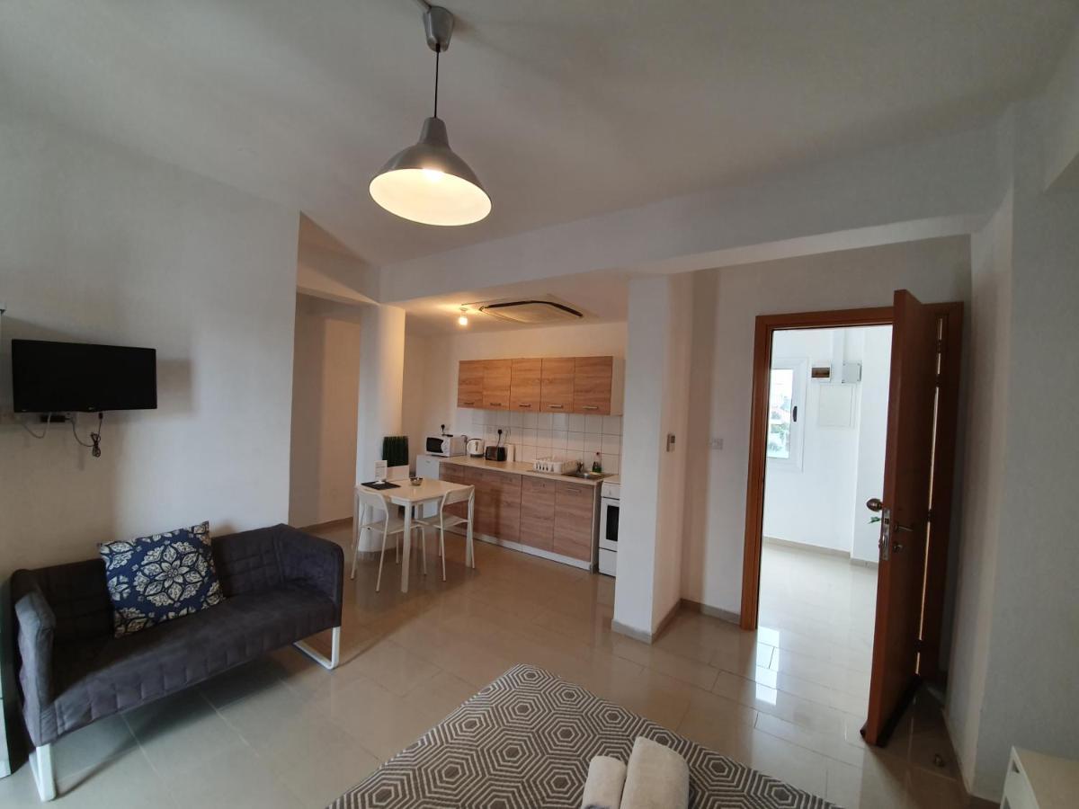 Valentinos Apartments Paphos Luaran gambar